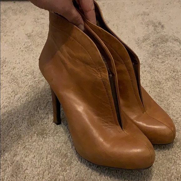 Jessica Simpson Allest Brown Booties - Picture 3 of 4